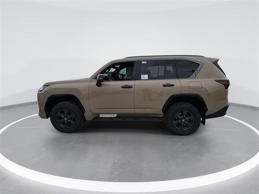 2025 Lexus LX 700h Overtrail