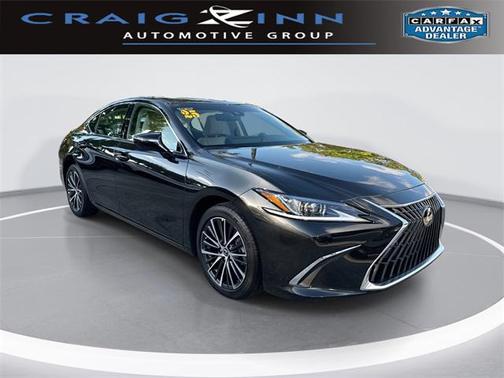 2025 Lexus ES 300h Base