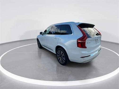 2022 Volvo XC90 Recharge Plug-In Hybrid T8 Inscription Expression 6 Passenger