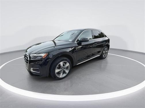 2024 Audi Q5 Prestige 40 TFSI quattro S tronic