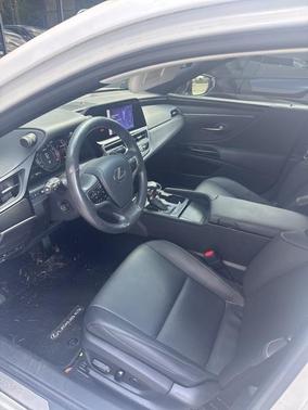 2023 Lexus ES 350 Base