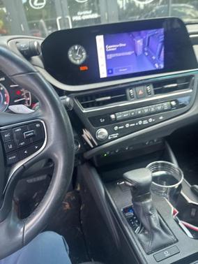 2023 Lexus ES 350 Base
