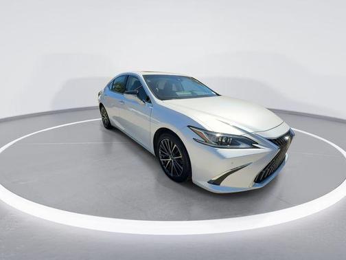 2023 Lexus ES 350 Base