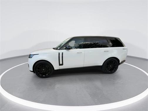 2024 Land Rover Range Rover P530 SE
