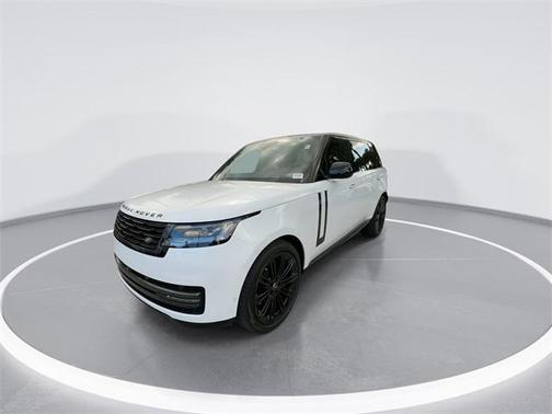 2024 Land Rover Range Rover P530 SE