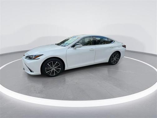 2024 Lexus ES 300h Base