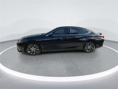 2025 Lexus ES 300h Base