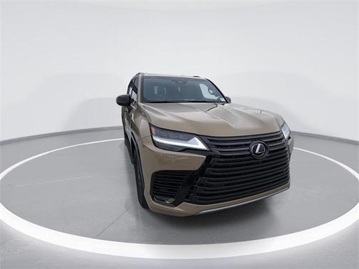 2025 Lexus LX 700h Overtrail