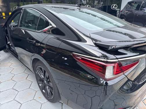 2023 Lexus ES 350 F Sport