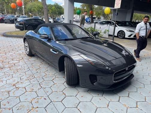 2018 Jaguar F-TYPE 296HP