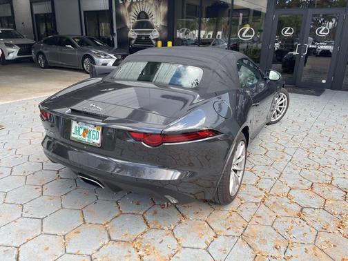 2018 Jaguar F-TYPE 296HP