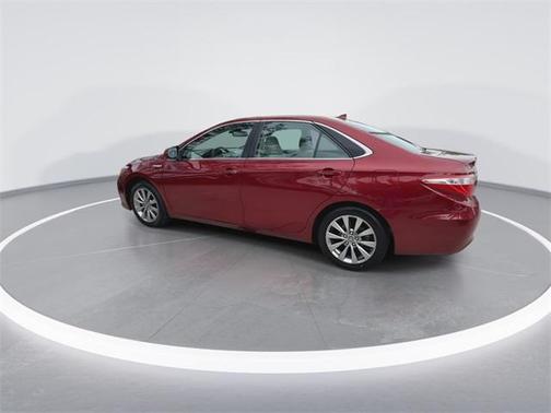2017 Toyota Camry Hybrid XLE