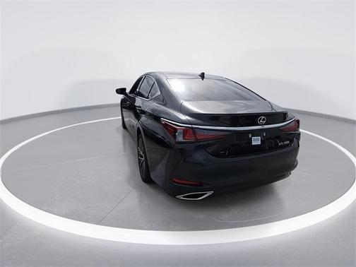 2025 Lexus ES 350 Base