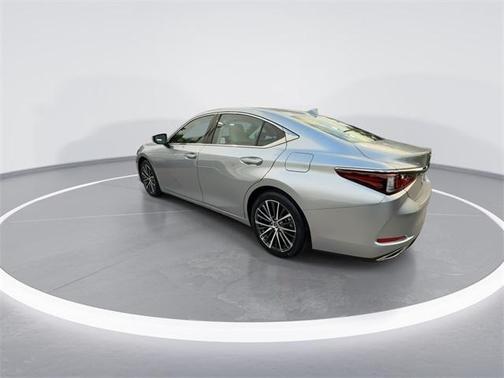 2023 Lexus ES 350 Base