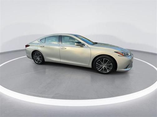 2022 Lexus ES 350 Base
