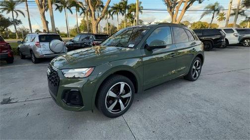 2022 Audi Q5 45 S line Premium Plus