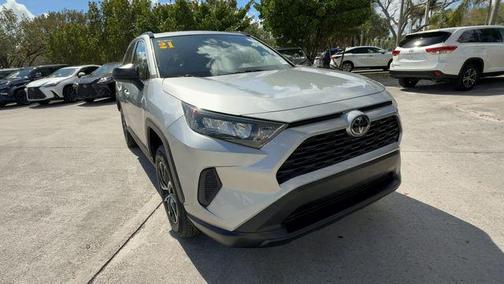 2021 Toyota RAV4 LE