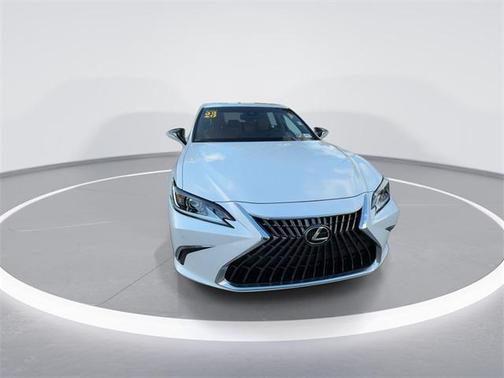 2023 Lexus ES 350 Base