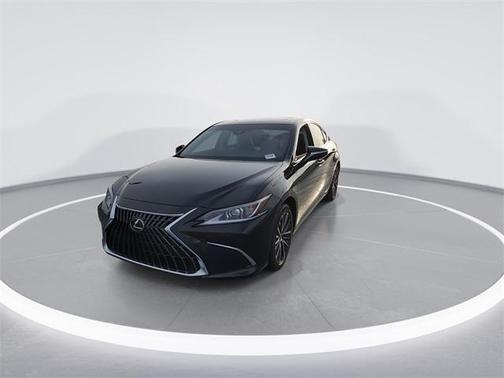 2025 Lexus ES 300h Base