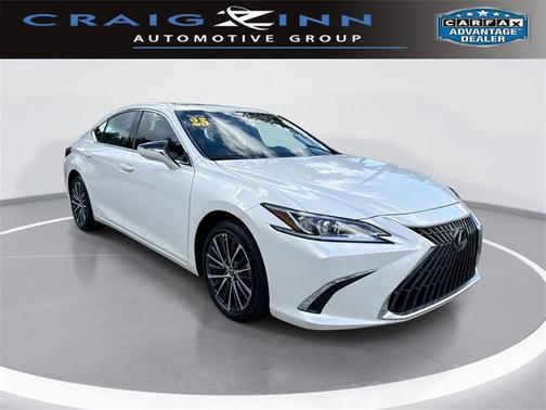 2025 Lexus ES 300h Base