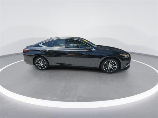 2023 Lexus ES 350 Base