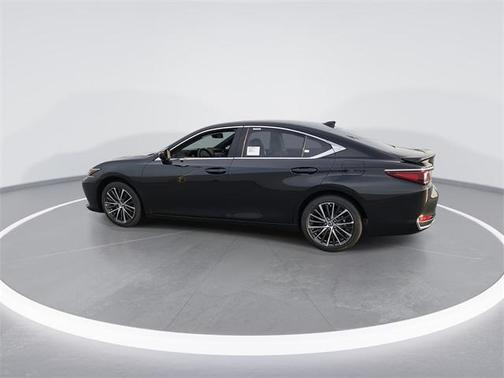 2025 Lexus ES 300h Base