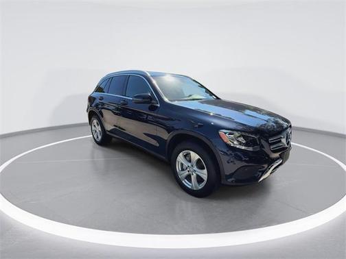 2017 Mercedes-Benz GLC 300 Base