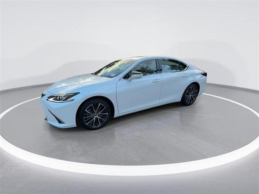 2025 Lexus ES 350 Base