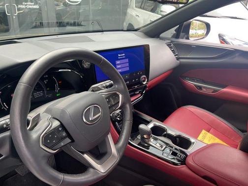 2025 Lexus NX 350h Luxury