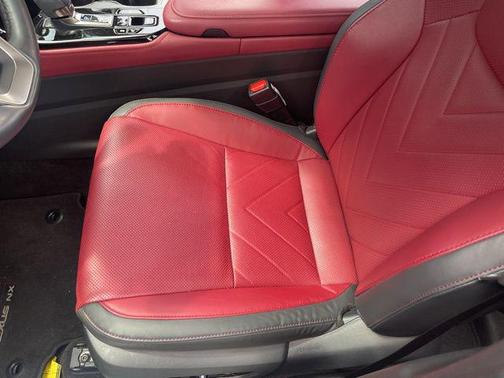 2025 Lexus NX 350h Luxury