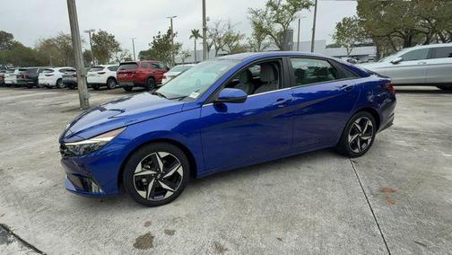 2023 Hyundai ELANTRA Limited