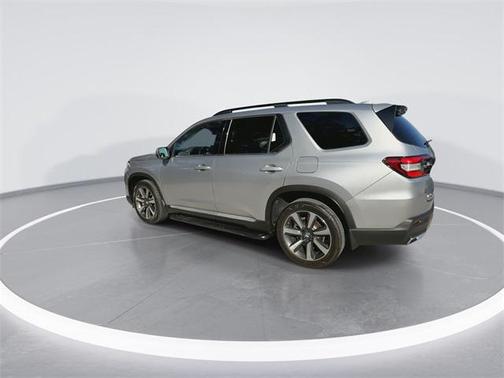2023 Honda Pilot AWD Elite