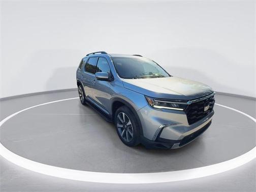 2023 Honda Pilot AWD Elite