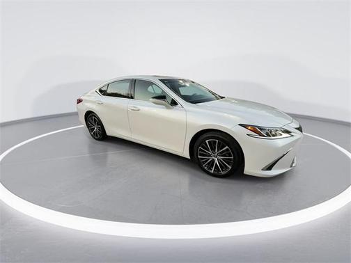 2024 Lexus ES 300h Base