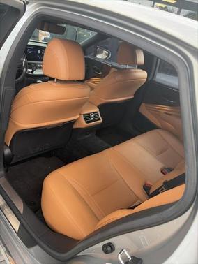 2022 Lexus LS 500 Base