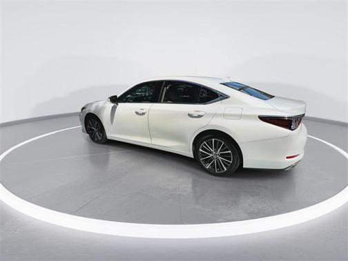 2023 Lexus ES 350 Base