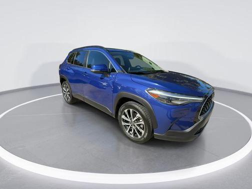 2022 Toyota Corolla Cross XLE