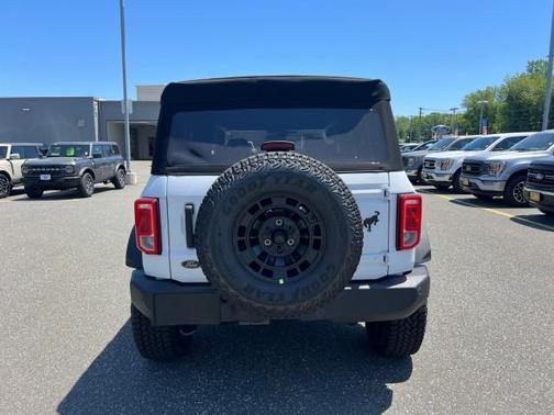 Oxford White 2026 Ford Bronco Big Bend