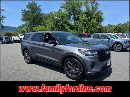 2025 Ford Explorer ST