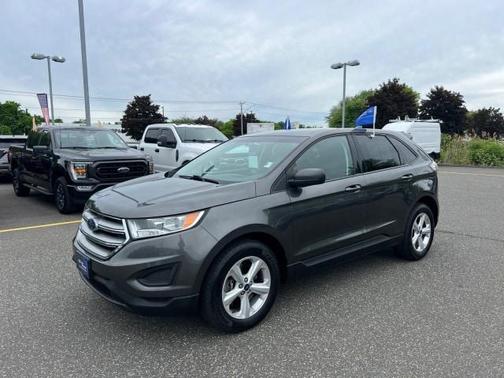 Magnetic Metallic 2017 Ford Edge SE