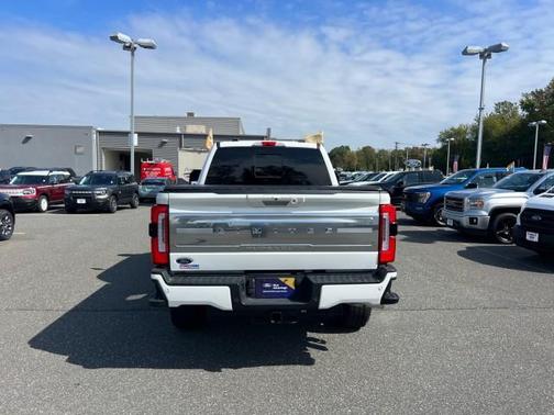 2024 Ford F-350 Platinum