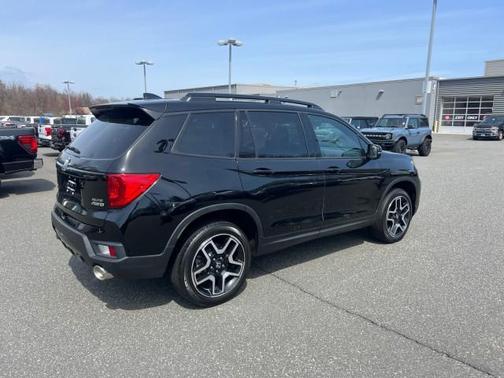 2022 Honda Passport Elite