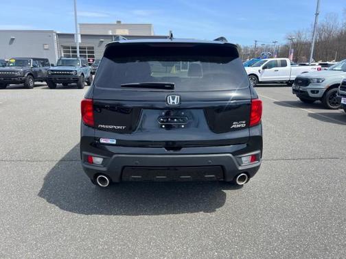 2022 Honda Passport Elite