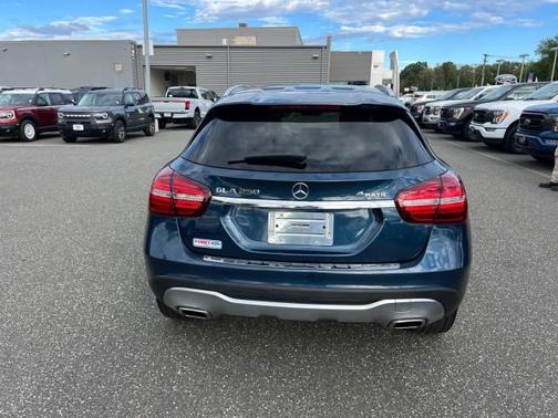 2020 Mercedes-Benz GLA 250 Base 4MATIC