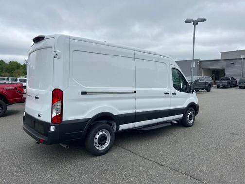 2025 Ford Transit-250 148 WB Medium Roof Cargo