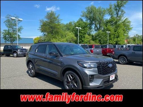Carbonized Gray Metallic 2026 Ford Explorer ST-Line