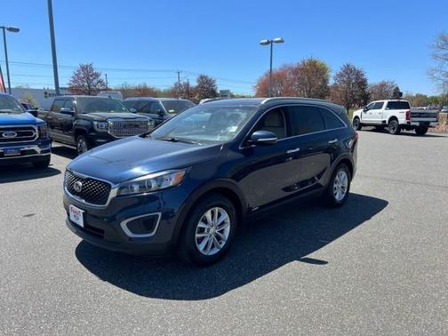 2018 Kia Sorento LX
