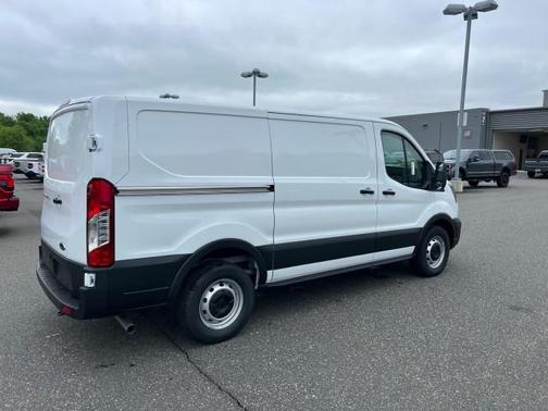 2025 Ford Transit-150 