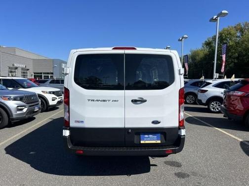 2024 Ford Transit-250 