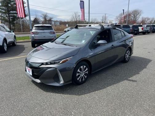 2022 Toyota Prius Prime XLE